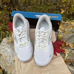 Brooks Adrenaline GTS 30